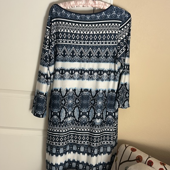 Multicolored comfortable dress - Picture 3 of 3